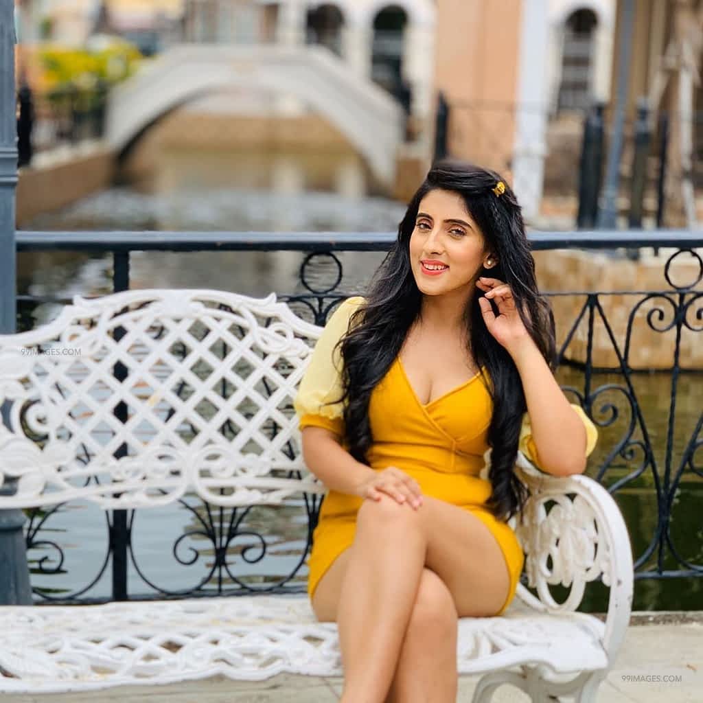 Top 10 TikTok Stars In India (2020) | Followers & Net Worth 4 Top 10 TikTok Stars In India
