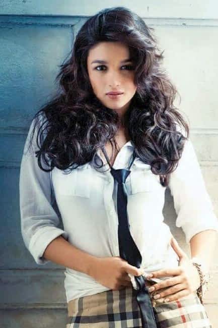 Alia Bhatt Age, Height, Wiki, Photos, Family, Instagram & Net Worth