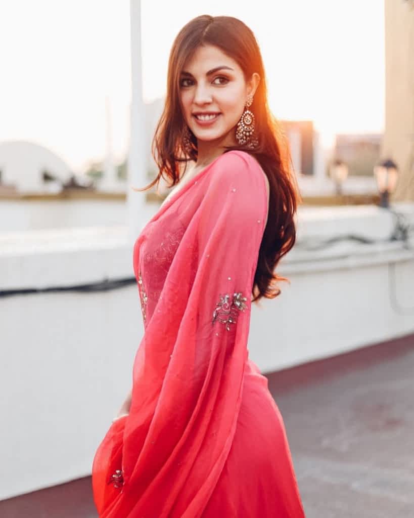 Rhea Chakraborty Age, Wiki, Boyfriend, Photos & More 1 Rhea Chakraborty Age, Wiki, Boyfriend, Photos